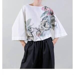 NEW PSOPHIA muted peony study oversized drawstring top in white